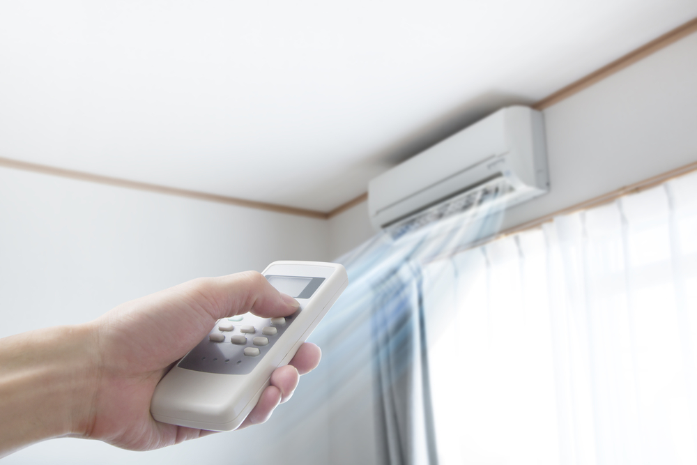 Air,Conditioner,Blowing,Cold,Air